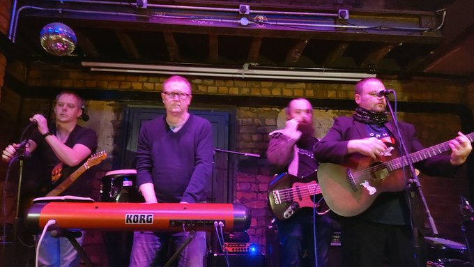 Steve Harrison and Friends live on stage